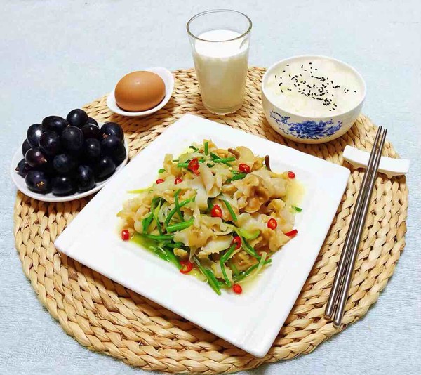 葱爆海螺片成品图